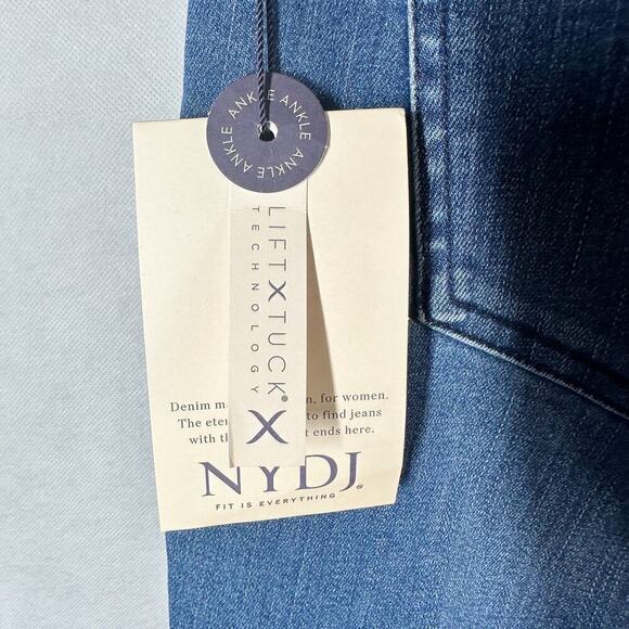 NYDJ Ava Daring Ankle Flare Fray Hem Jeans  Size 16 Foundry - Picture 8 of 15